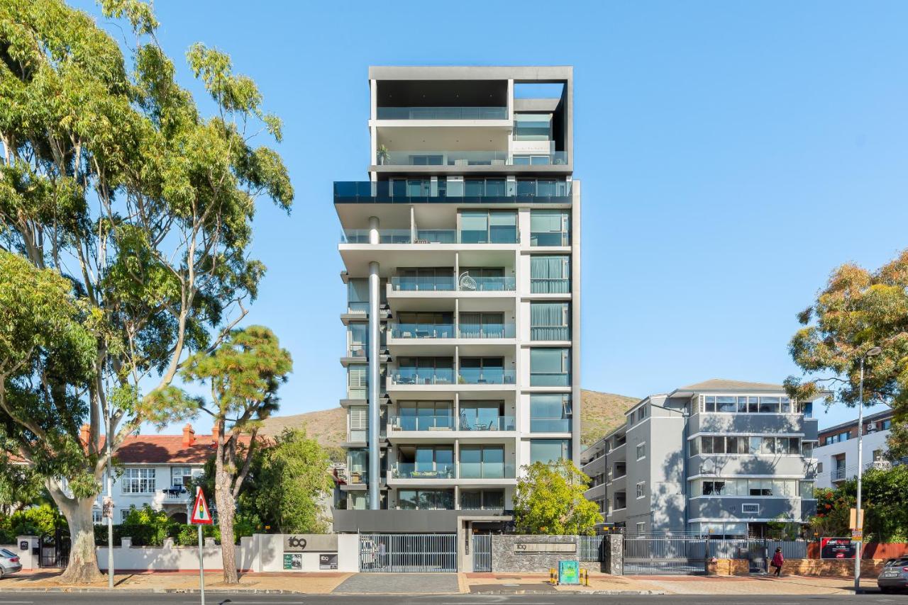 Apartment 169 On Main 407 *